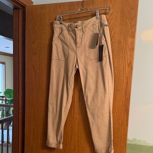 NYDJ relaxed chino Ankle Jeans in Light Tan